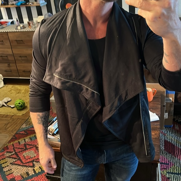 Sexy wide collar fashion jacket great for layering black, mens size medium - Picture 3 of 9